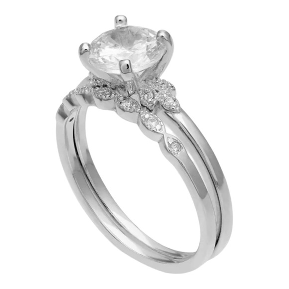 Elegant Silver Women's Ring Set Giani Bernini 2-Pc. Cubic Zirconia Wedding Set - Picture 2 of 3